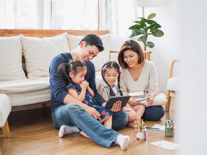 Parenting Digital untuk Anak: Mengasuh Anak di Era Teknologi
